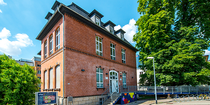 Außenansicht der Volkshochschule Jena